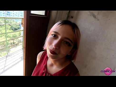 ❤️ دانش آموز حسی یک غریبه را در بیرون می مکد - تقدیر روی صورتش پورنو در fa.sexafinkarasskaz.ru